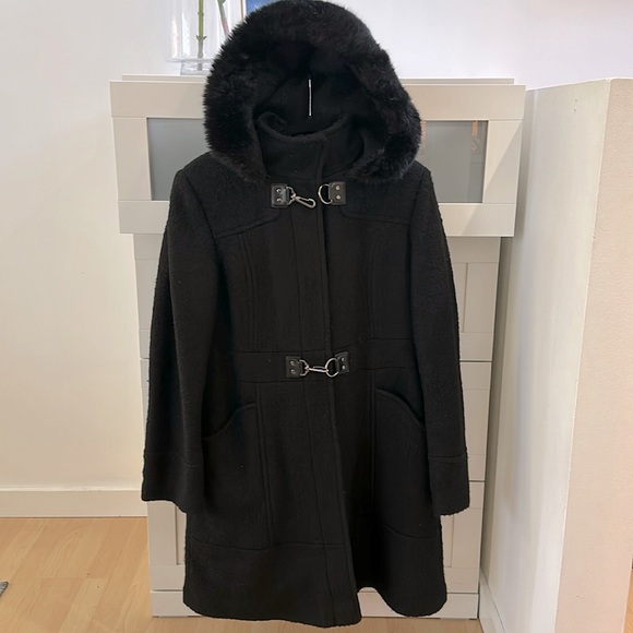 Winter coat with snap closer, faux fur hood - Picture 1 of 5